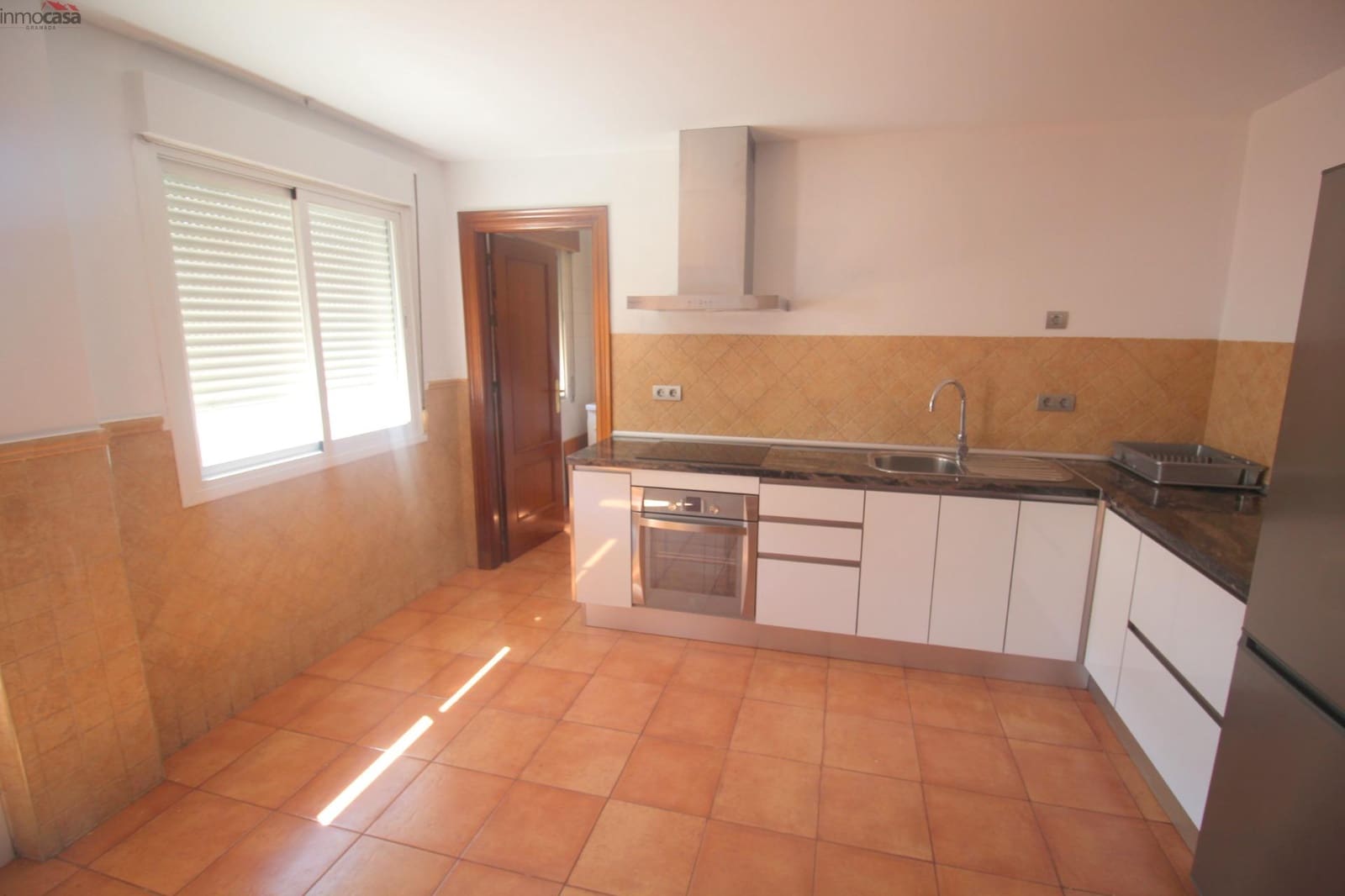 3 bedroom Flat for rent in Armilla - € 800 (Ref: 9720122)