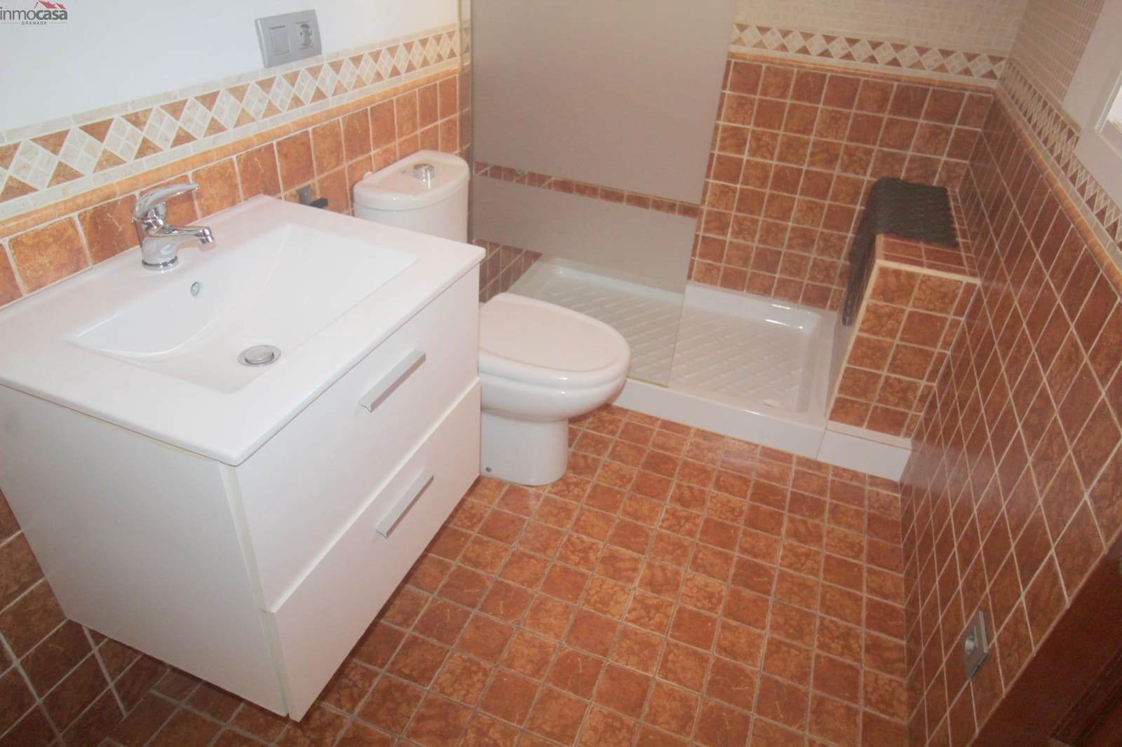 3 bedroom Flat for rent in Armilla - € 800 (Ref: 9720122)