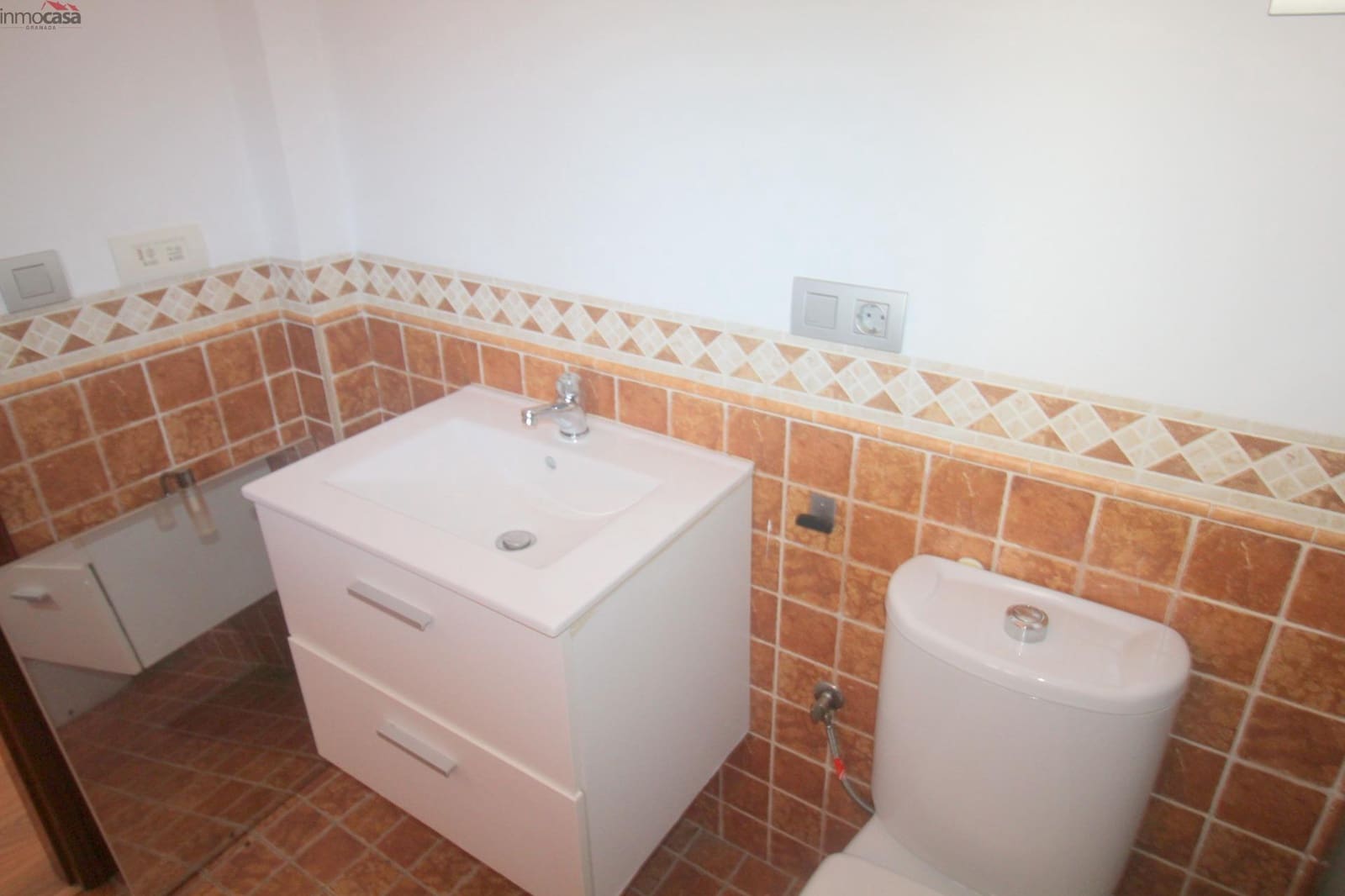 3 bedroom Flat for rent in Armilla - € 800 (Ref: 9720122)
