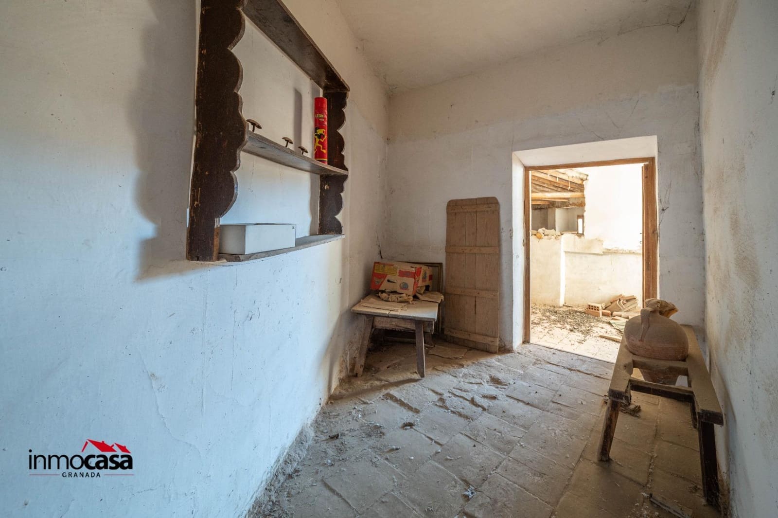 9 soveværelse Byhus til salg i Padul med garage - € 125.000 (Ref: 9720123)