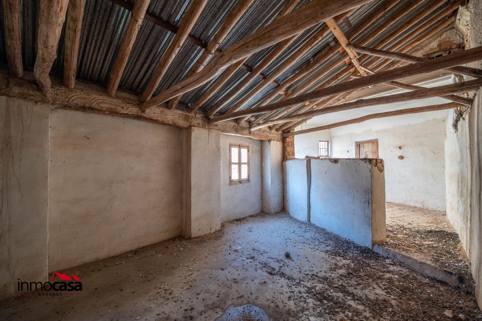 9 soveværelse Byhus til salg i Padul med garage - € 125.000 (Ref: 9720123)