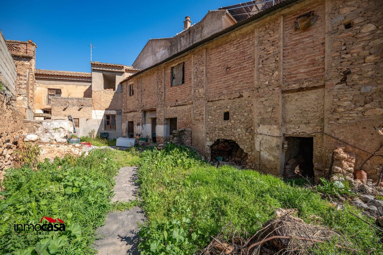 9 soveværelse Byhus til salg i Padul med garage - € 125.000 (Ref: 9720123)