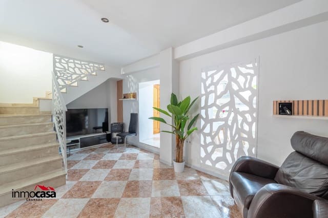 2 sovrum Radhus till salu i Atarfe med pool garage - 229 000 € (Ref: 9721838)