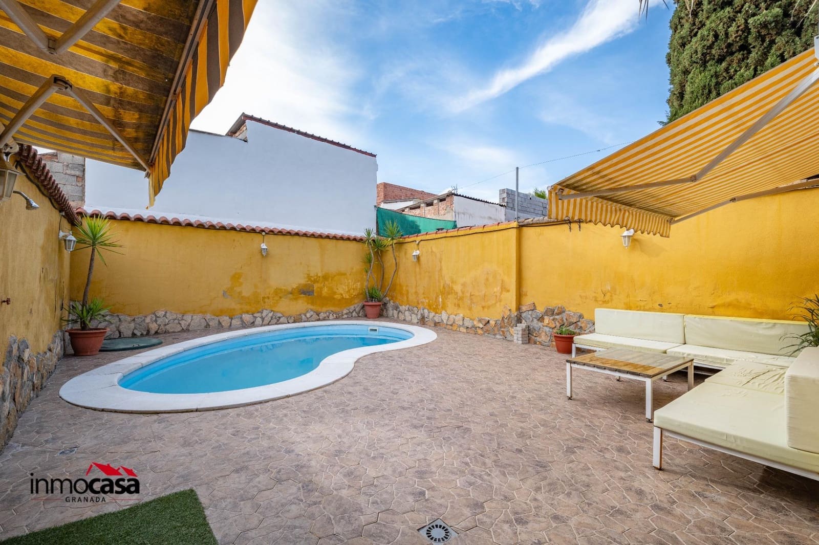 2 Zimmer Reihenhaus zu verkaufen in Atarfe mit Pool Garage - 229.000 € (Ref: 9721838)