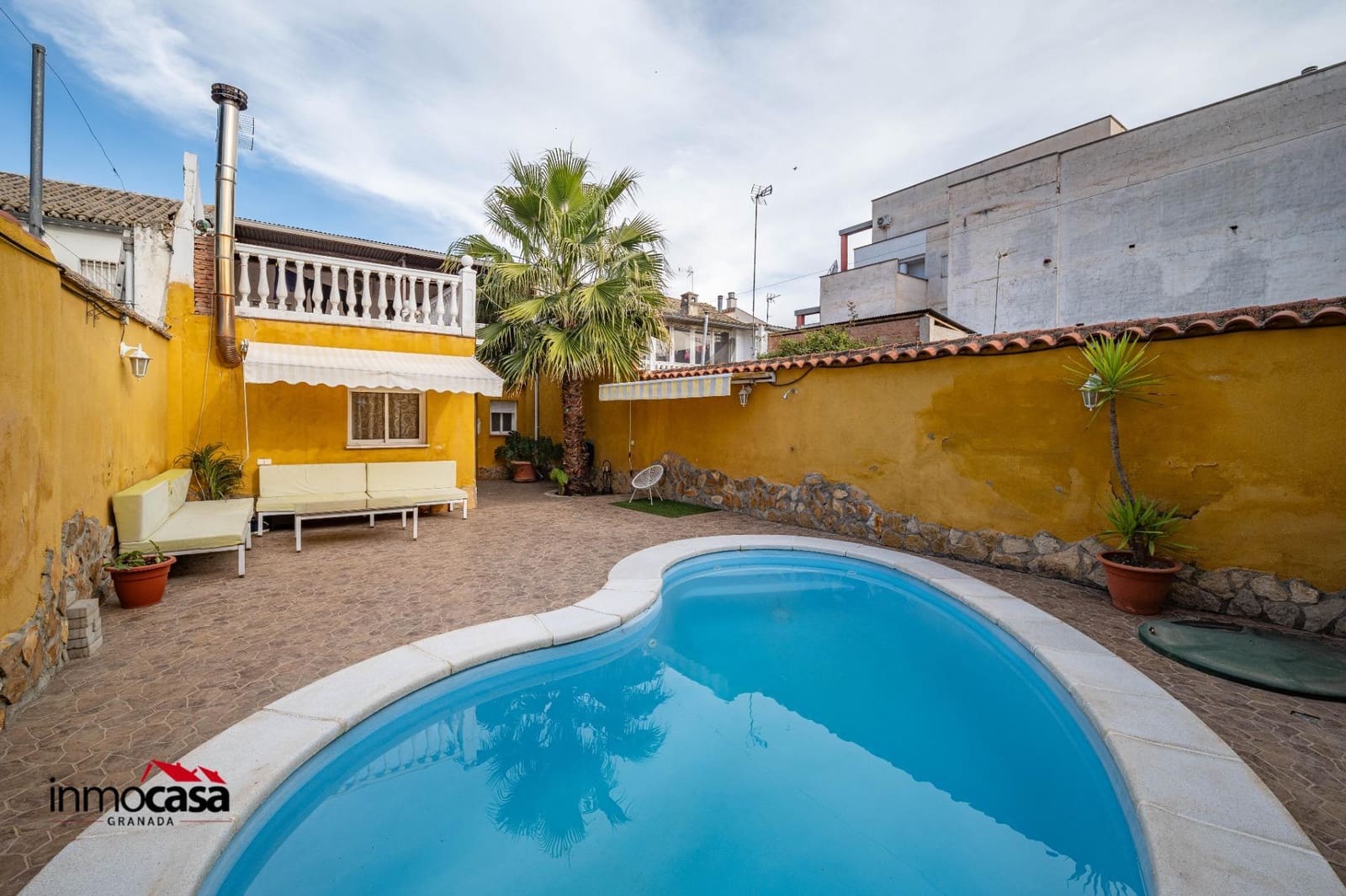 2 Zimmer Reihenhaus zu verkaufen in Atarfe mit Pool Garage - 229.000 € (Ref: 9721838)