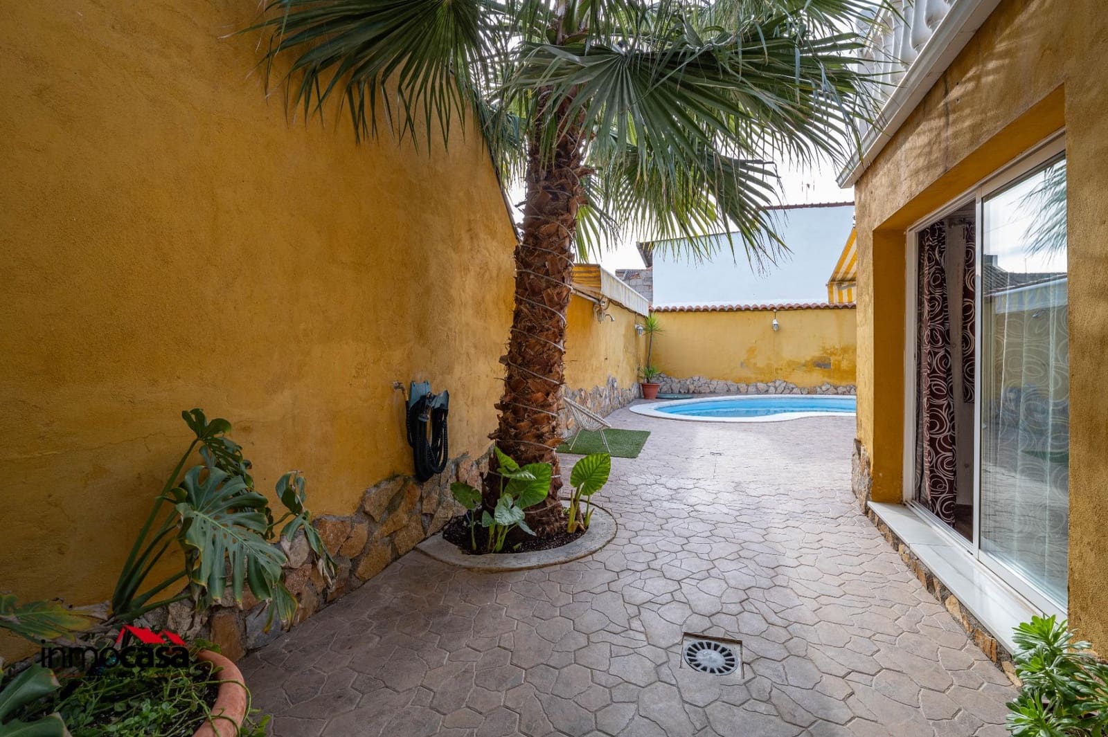 2 Zimmer Reihenhaus zu verkaufen in Atarfe mit Pool Garage - 229.000 € (Ref: 9721838)