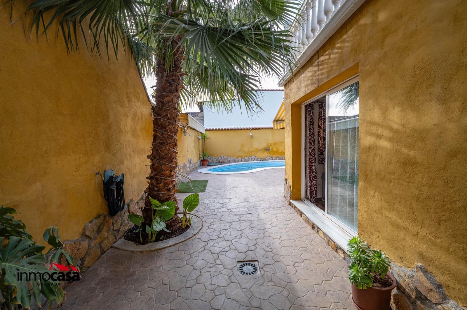 2 Zimmer Reihenhaus zu verkaufen in Atarfe mit Pool Garage - 229.000 € (Ref: 9721838)