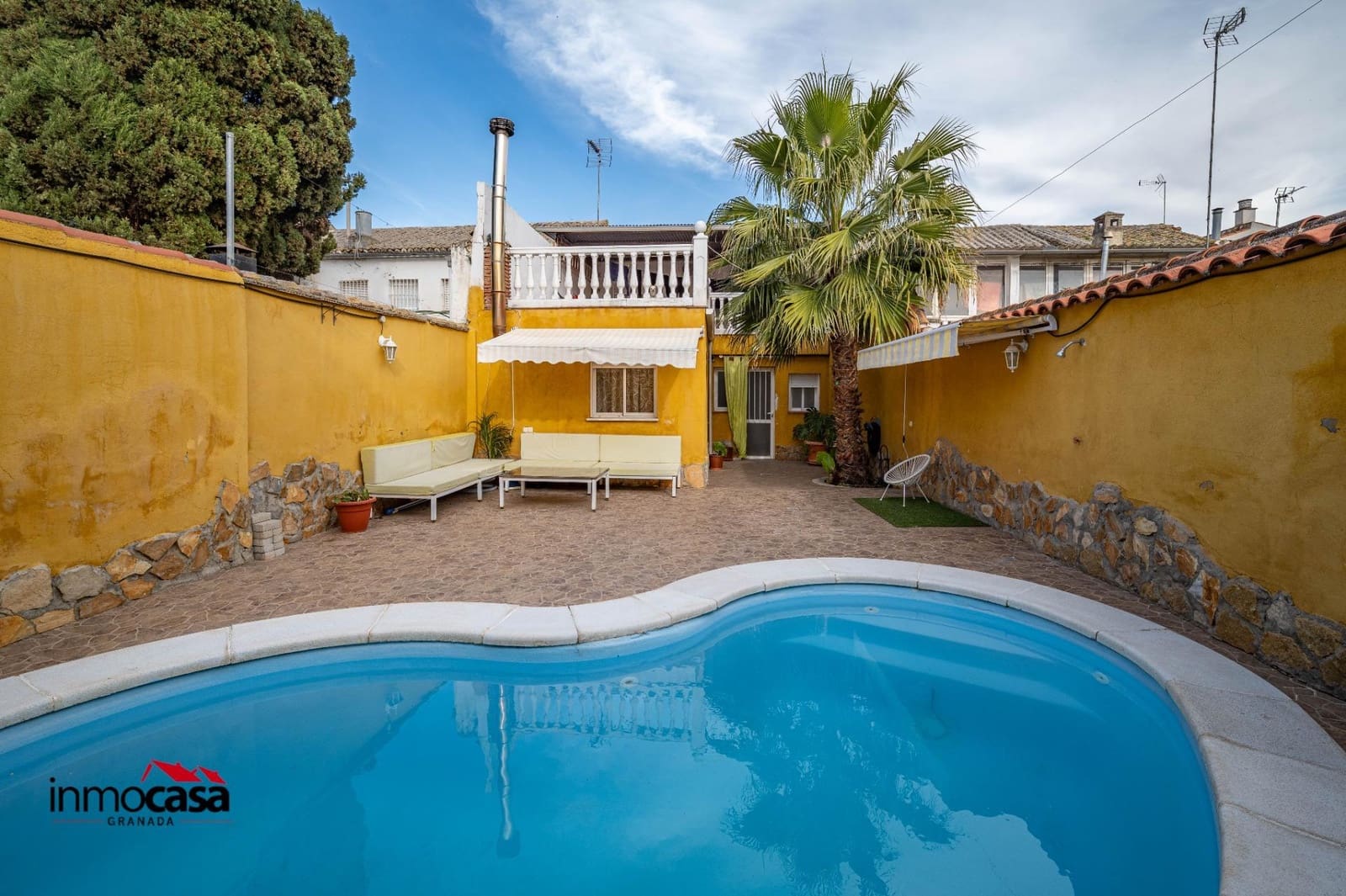 2 Zimmer Reihenhaus zu verkaufen in Atarfe mit Pool Garage - 229.000 € (Ref: 9721838)