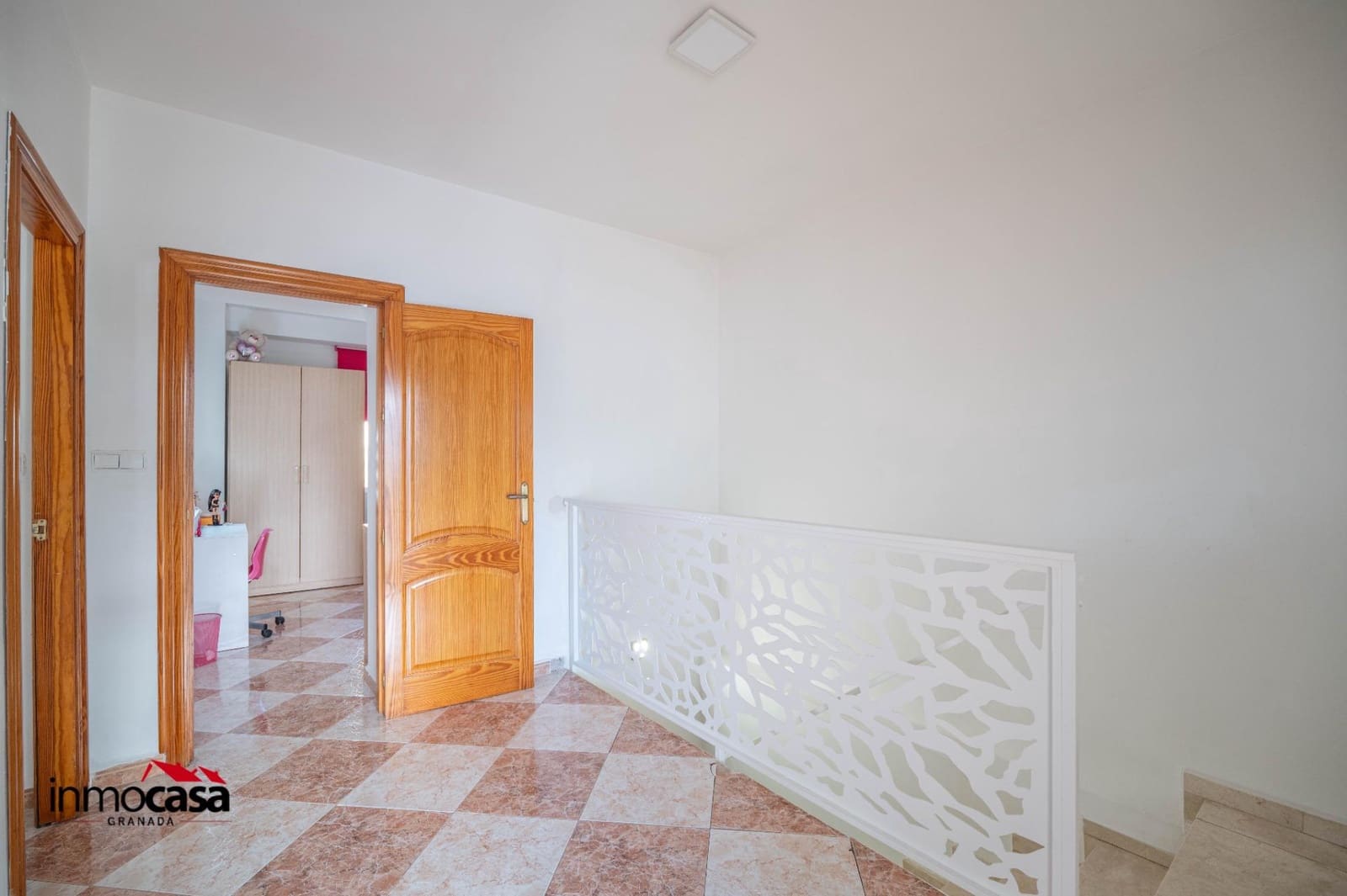 2 Zimmer Reihenhaus zu verkaufen in Atarfe mit Pool Garage - 229.000 € (Ref: 9721838)