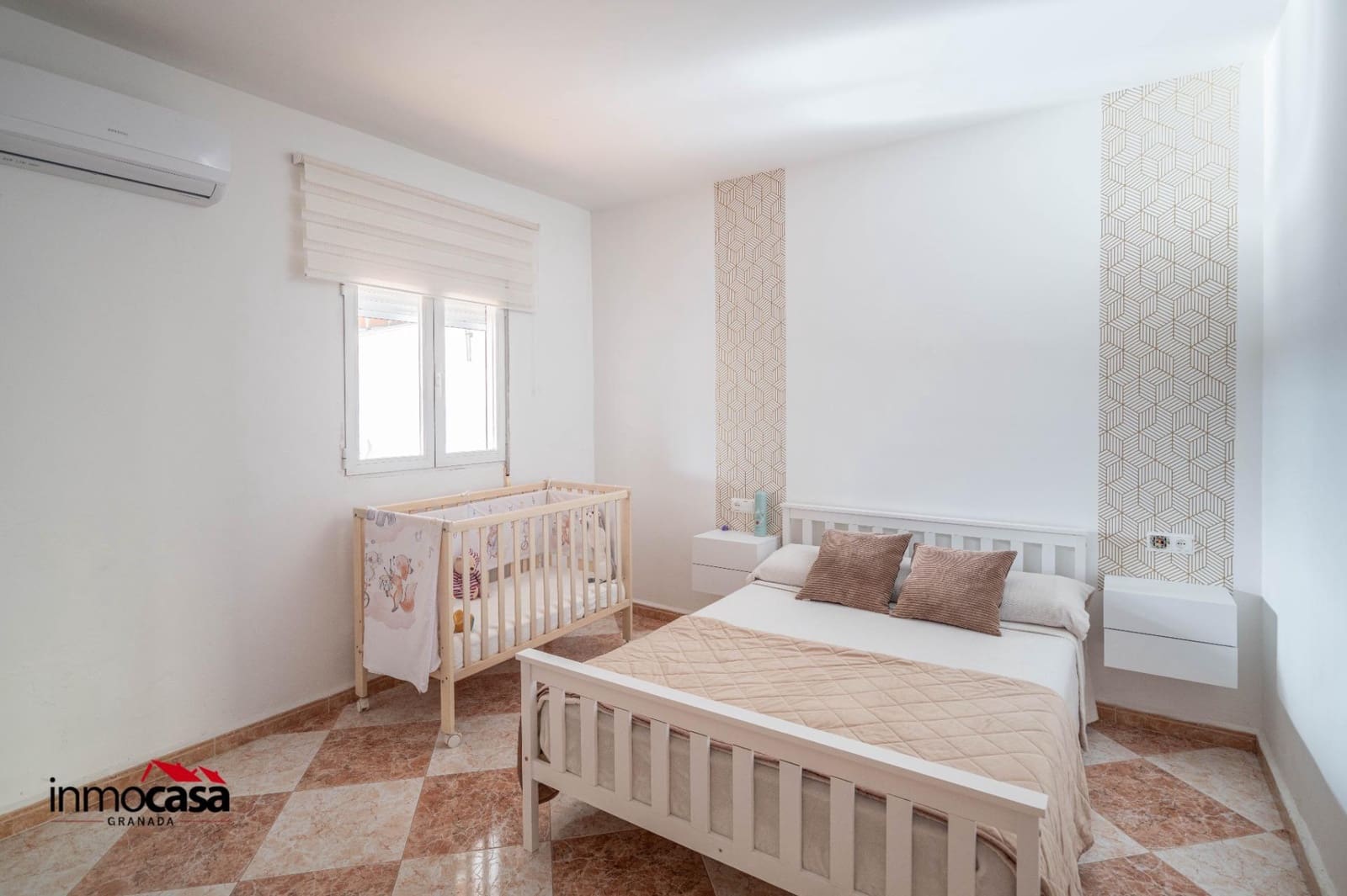 2 Zimmer Reihenhaus zu verkaufen in Atarfe mit Pool Garage - 229.000 € (Ref: 9721838)