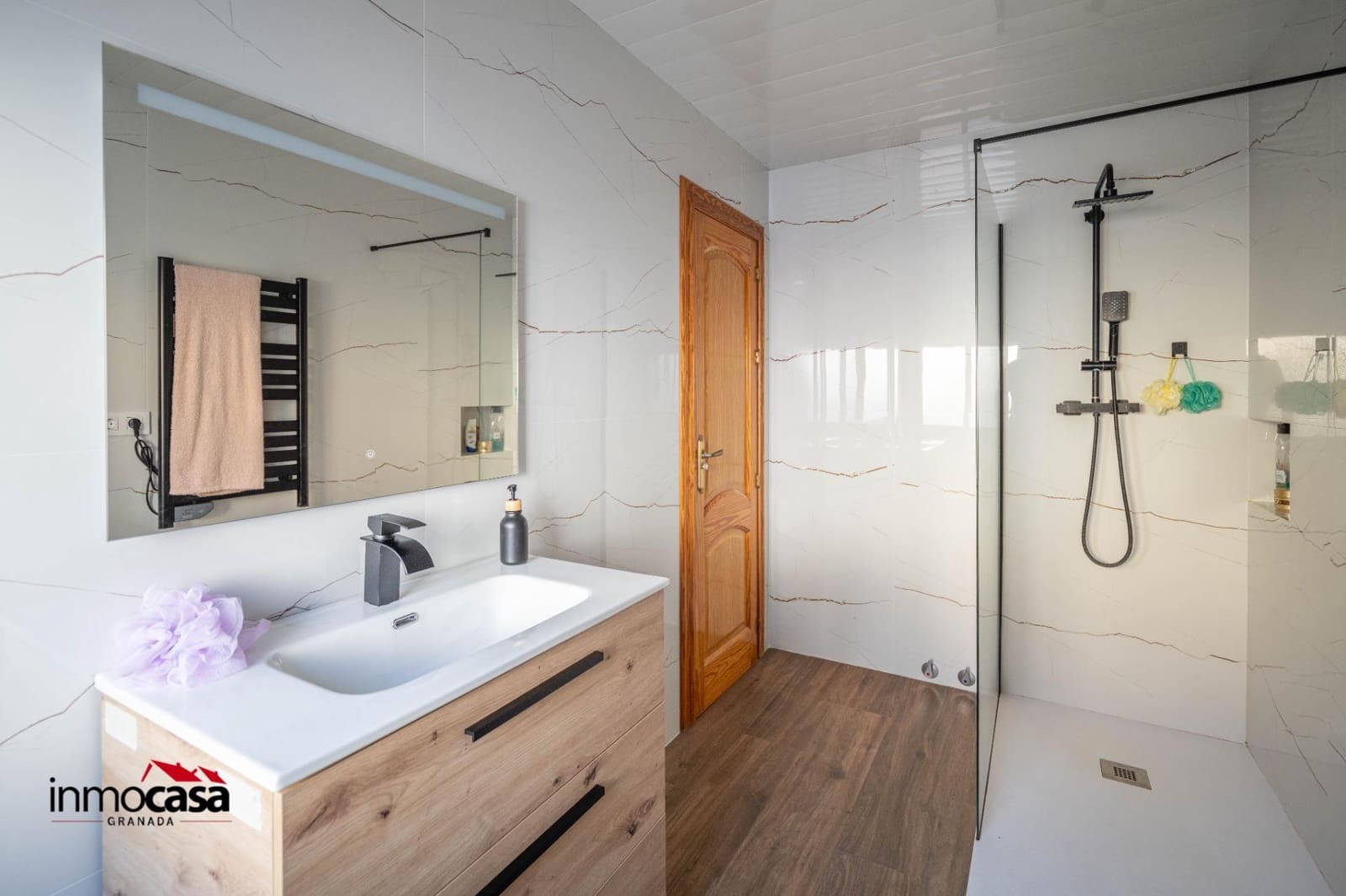 2 Zimmer Reihenhaus zu verkaufen in Atarfe mit Pool Garage - 229.000 € (Ref: 9721838)