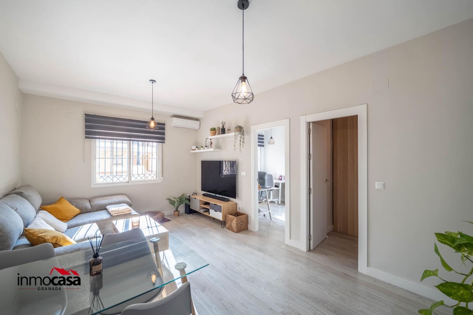 2 bedroom Flat for sale in Las Gabias with garage - € 150,000 (Ref: 9732370)