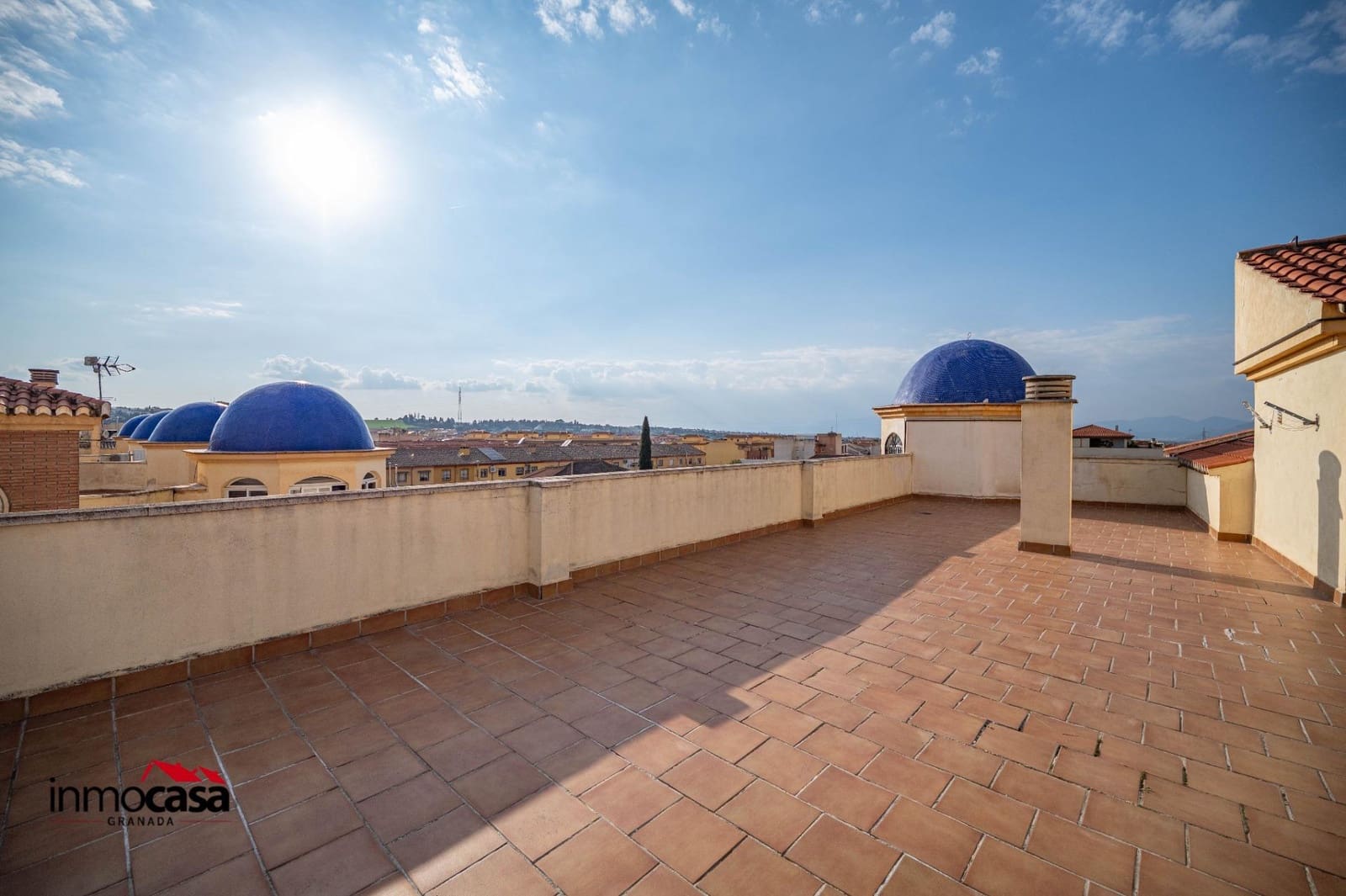 2 bedroom Flat for sale in Las Gabias with garage - € 150,000 (Ref: 9732370)