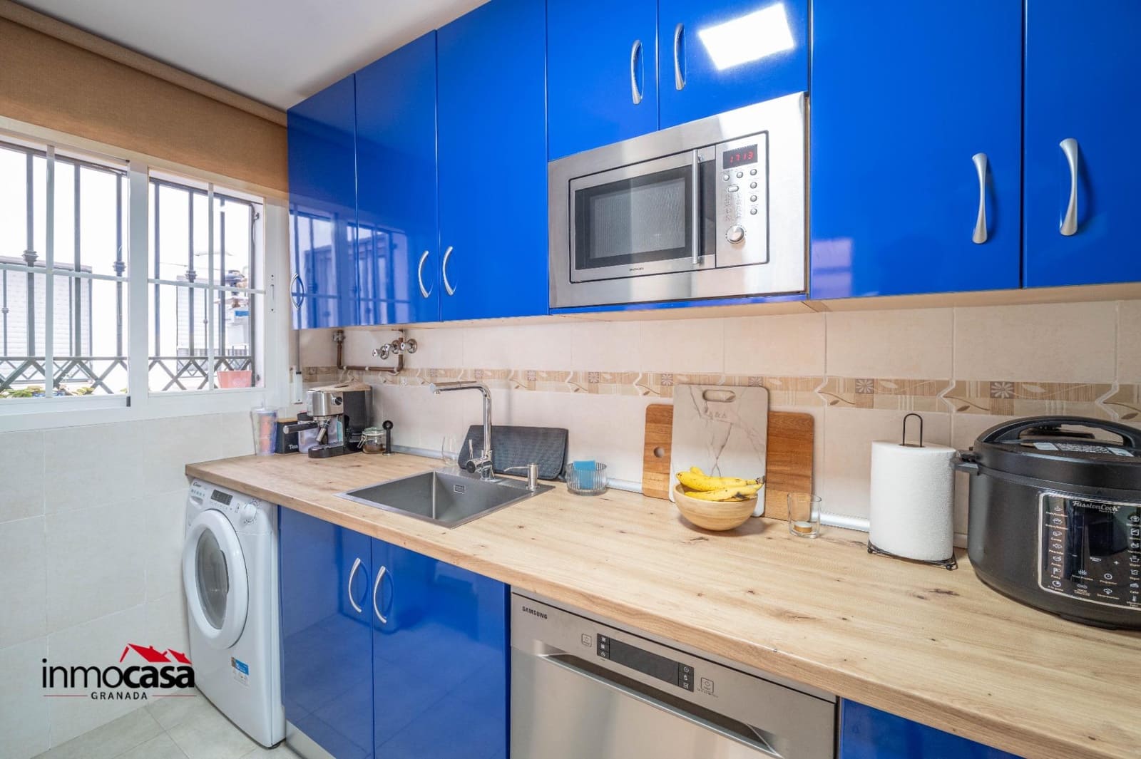 2 bedroom Flat for sale in Las Gabias with garage - € 150,000 (Ref: 9732370)