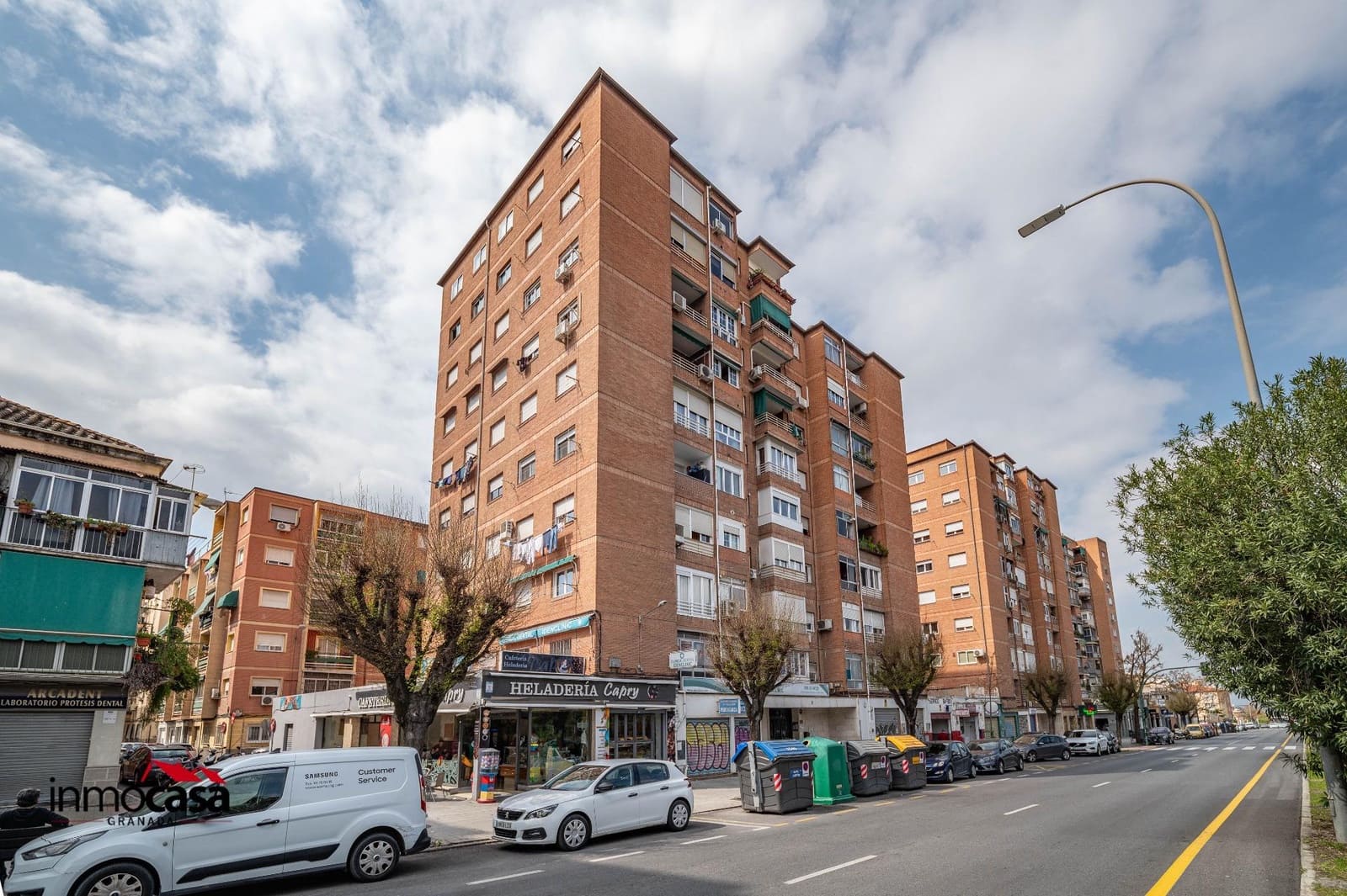 3 bedroom Flat for sale in Granada city with garage - € 229,900 (Ref: 9732371)