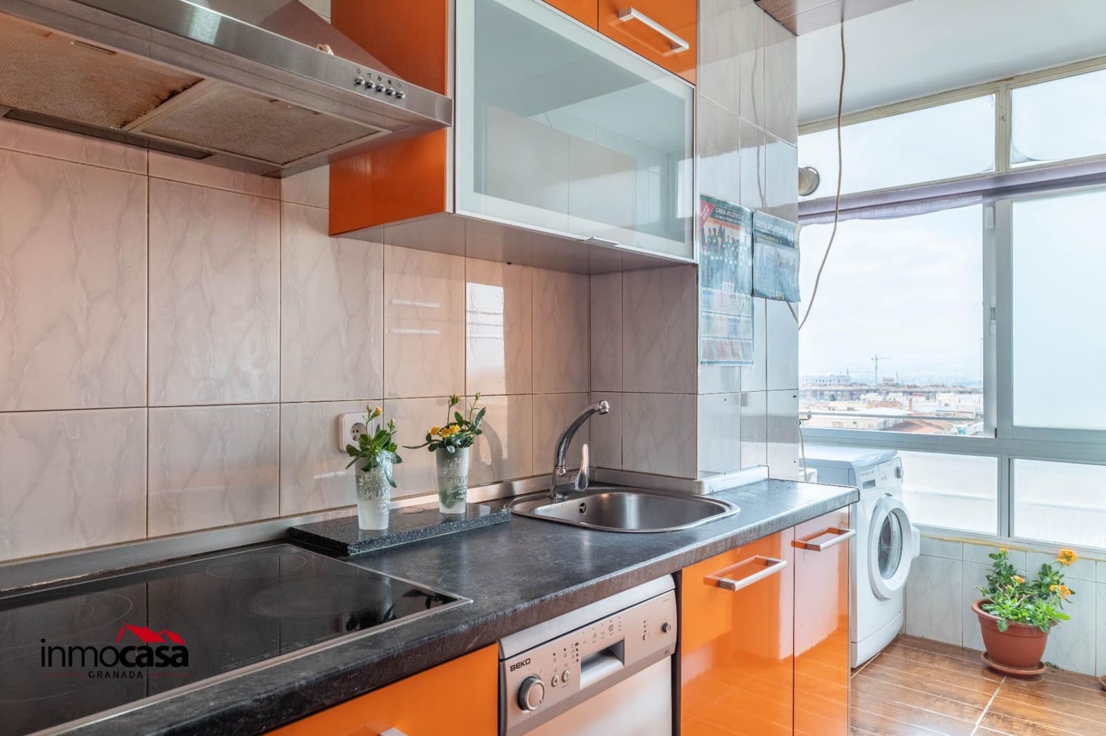 3 bedroom Flat for sale in Granada city with garage - € 229,900 (Ref: 9732371)