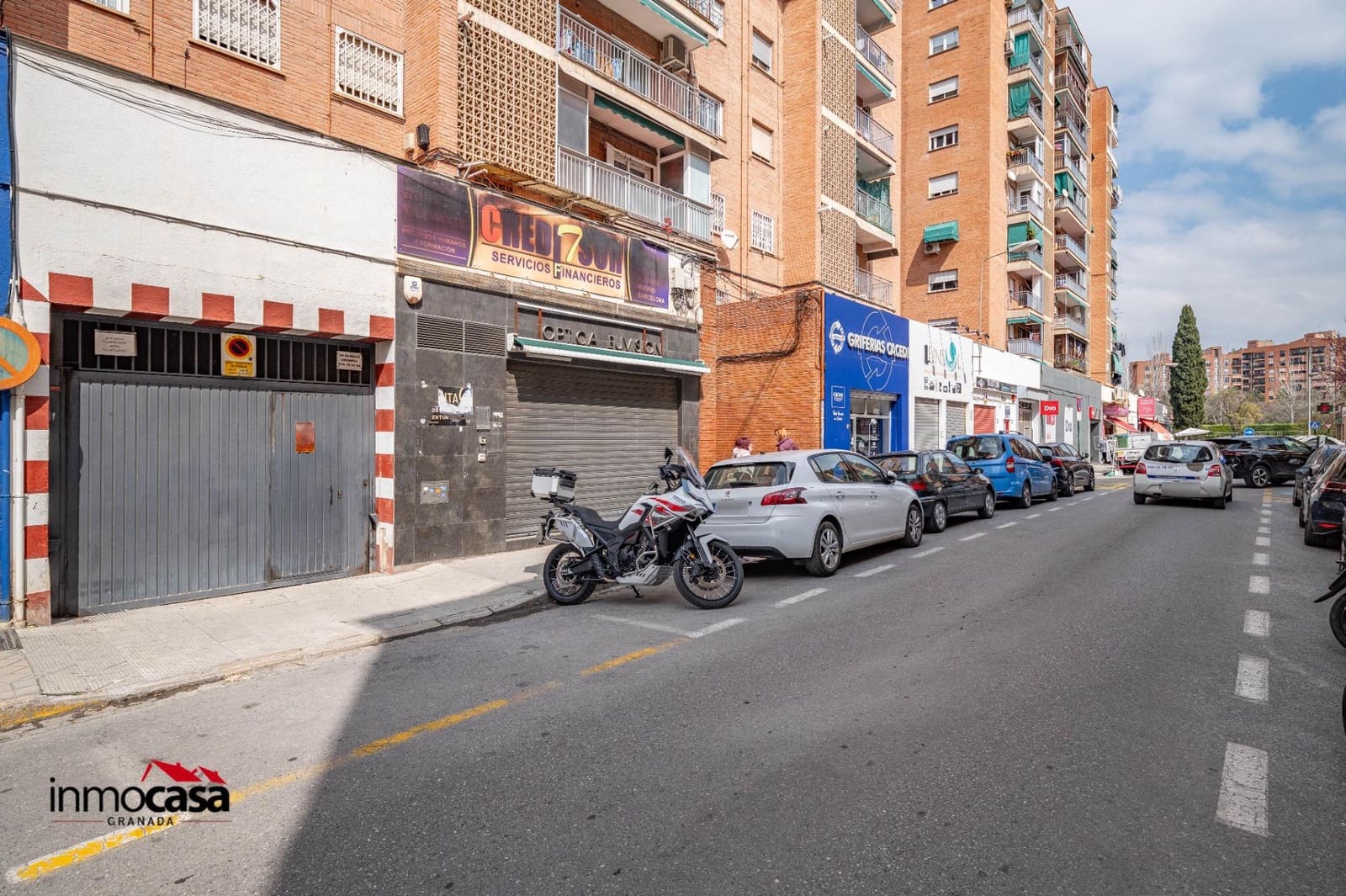 3 bedroom Flat for sale in Granada city with garage - € 229,900 (Ref: 9732371)