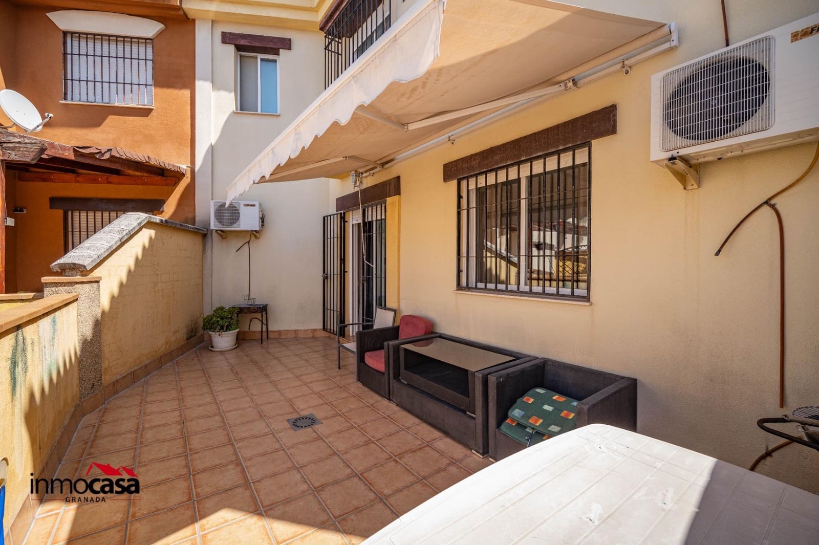 4 bedroom Townhouse for sale in Monachil - € 275,000 (Ref: 9738944)