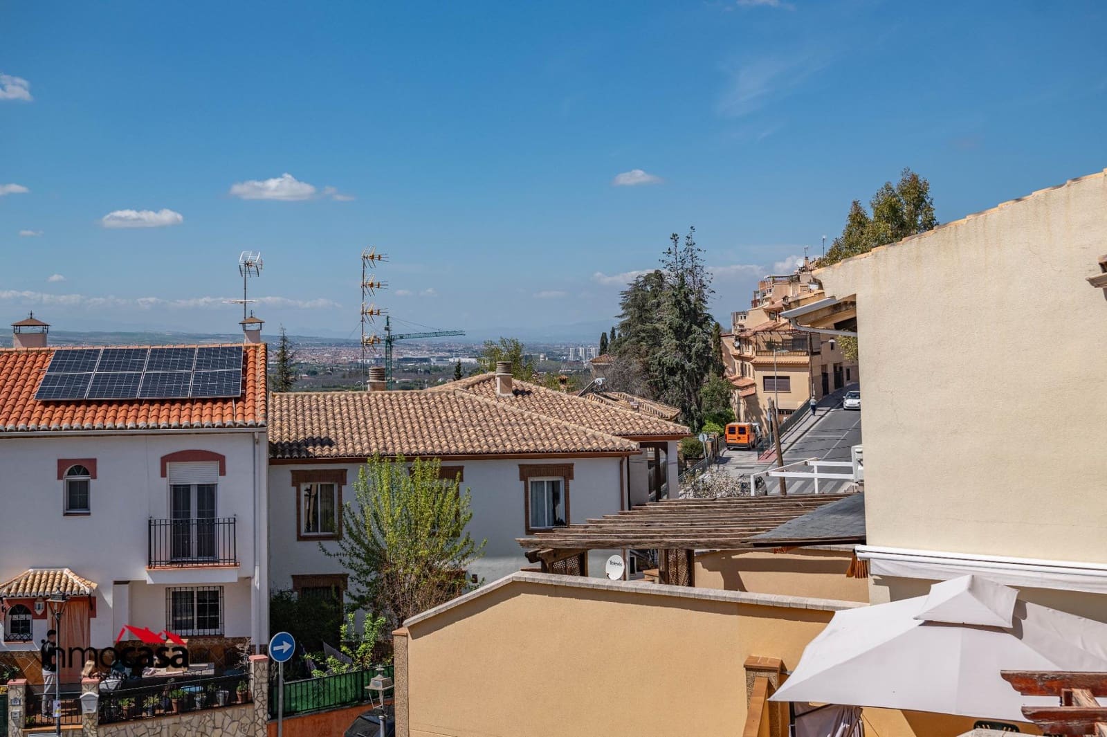 4 bedroom Townhouse for sale in Monachil - € 275,000 (Ref: 9738944)