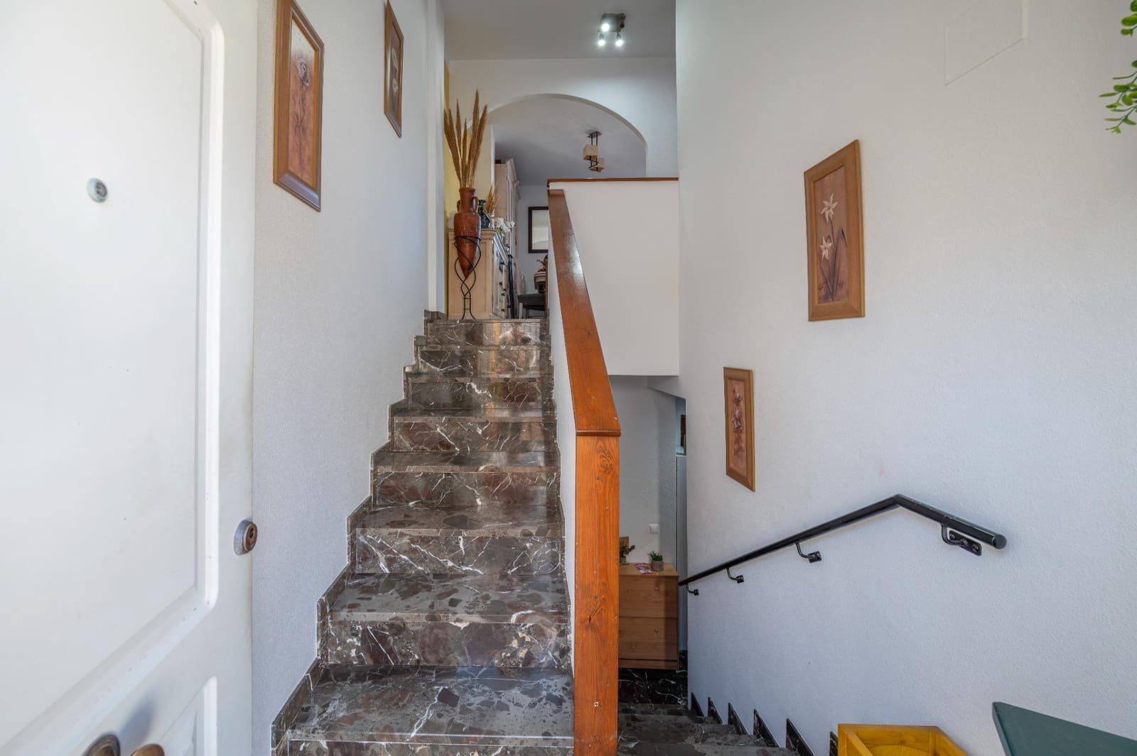 3 slaapkamer Huis te koop in La Herradura met garage - € 339.900 (Ref: 9743214)