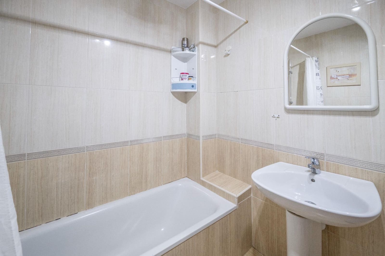 3 slaapkamer Huis te koop in La Herradura met garage - € 339.900 (Ref: 9743214)