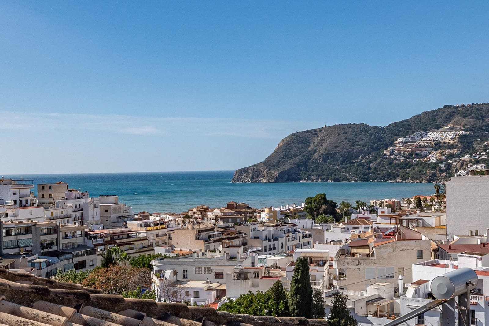 3 slaapkamer Huis te koop in La Herradura met garage - € 339.900 (Ref: 9743214)