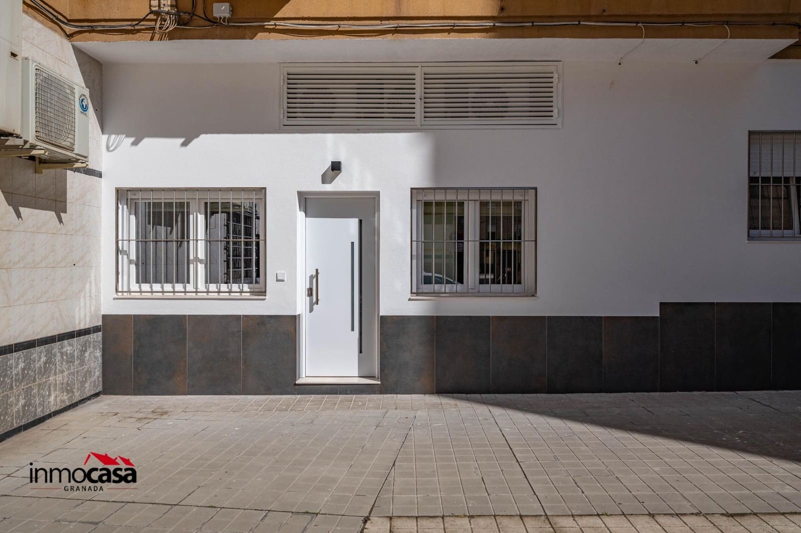 2 soverom Leilighet til leie i Granada by - € 800 (Ref: 9748156)