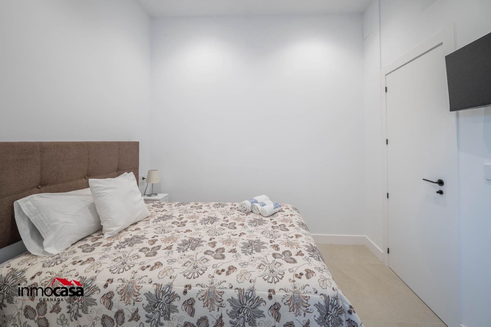 2 soverom Leilighet til leie i Granada by - € 800 (Ref: 9748156)