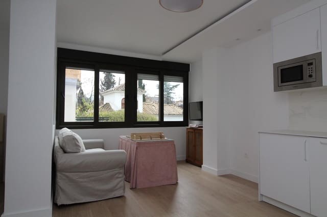 Studio zu vermieten in Granada Stadt mit Pool - 750 € (Ref: 9748158)