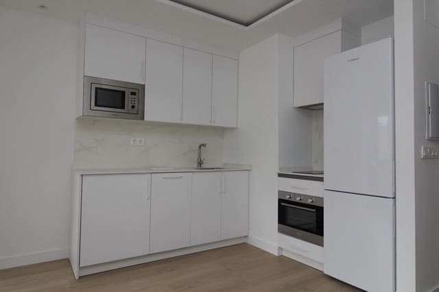 Studio zu vermieten in Granada Stadt mit Pool - 750 € (Ref: 9748158)