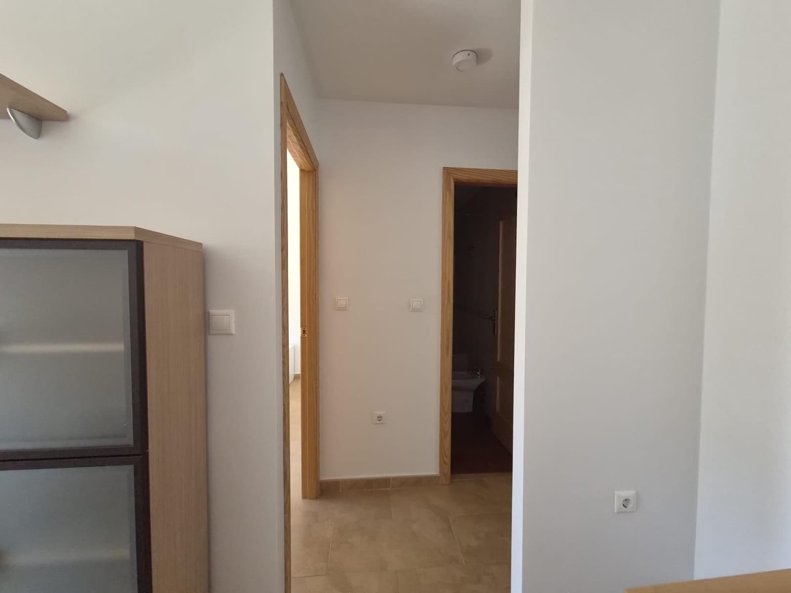 2 slaapkamer Flat te huur in Armilla met garage - € 700 (Ref: 9748159)
