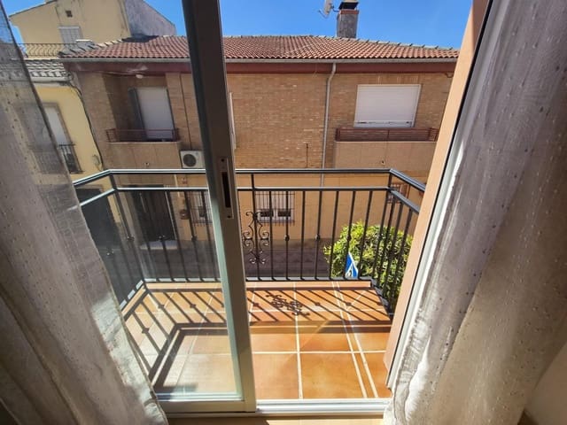 2 slaapkamer Flat te huur in Armilla met garage - € 700 (Ref: 9748159)