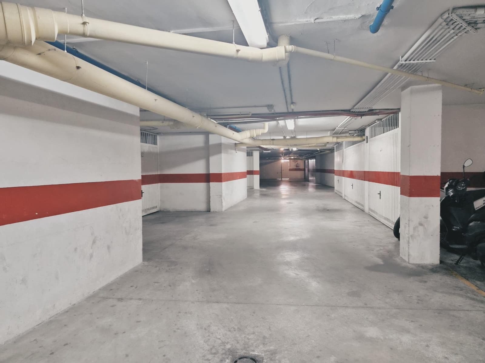 2 slaapkamer Flat te huur in Armilla met garage - € 700 (Ref: 9748159)