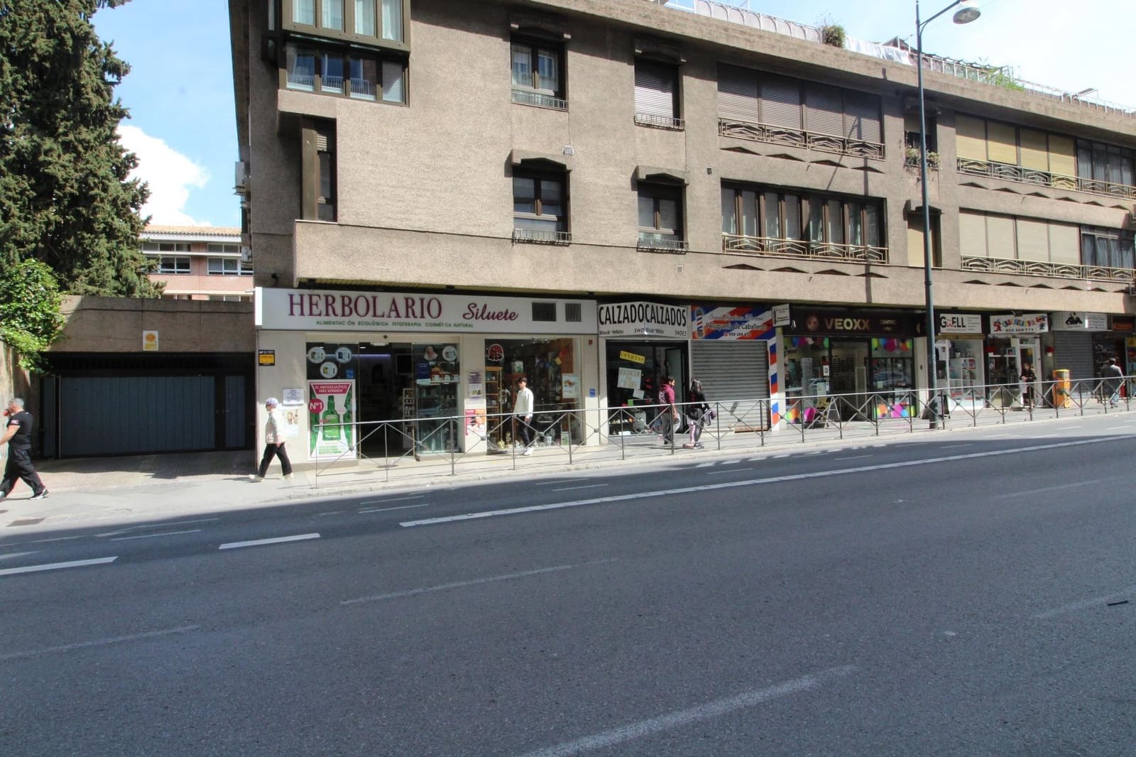 Erhverv til leje i Granada by - € 650 (Ref: 9755863)