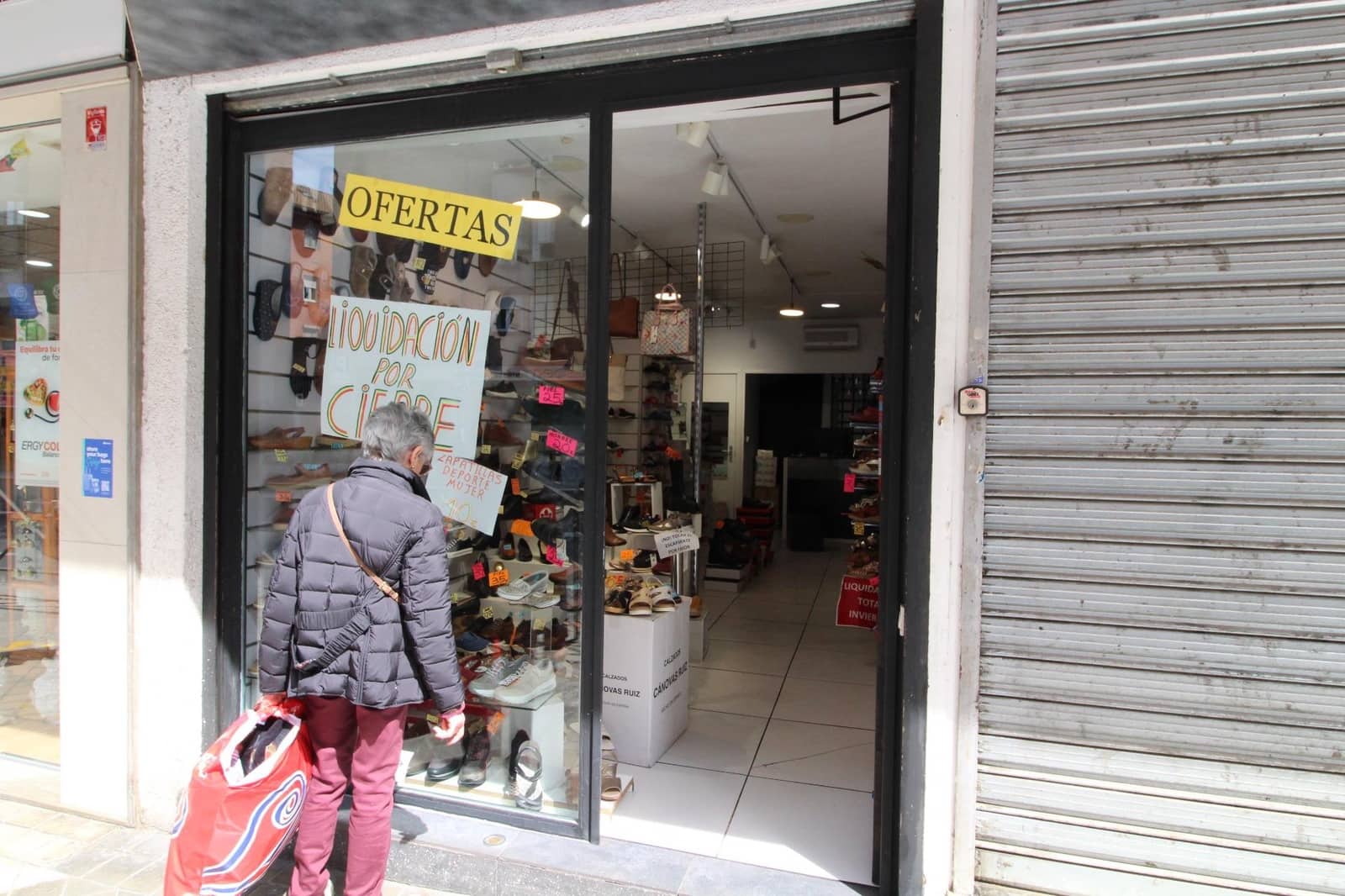 Erhverv til leje i Granada by - € 650 (Ref: 9755863)