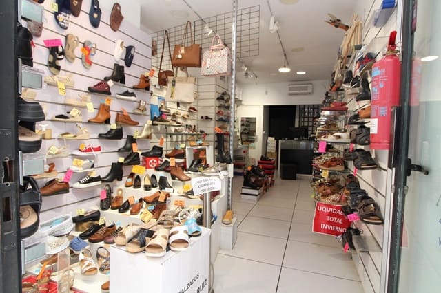 Erhverv til leje i Cervantes, Granada by - € 650 (Ref: 9755863)