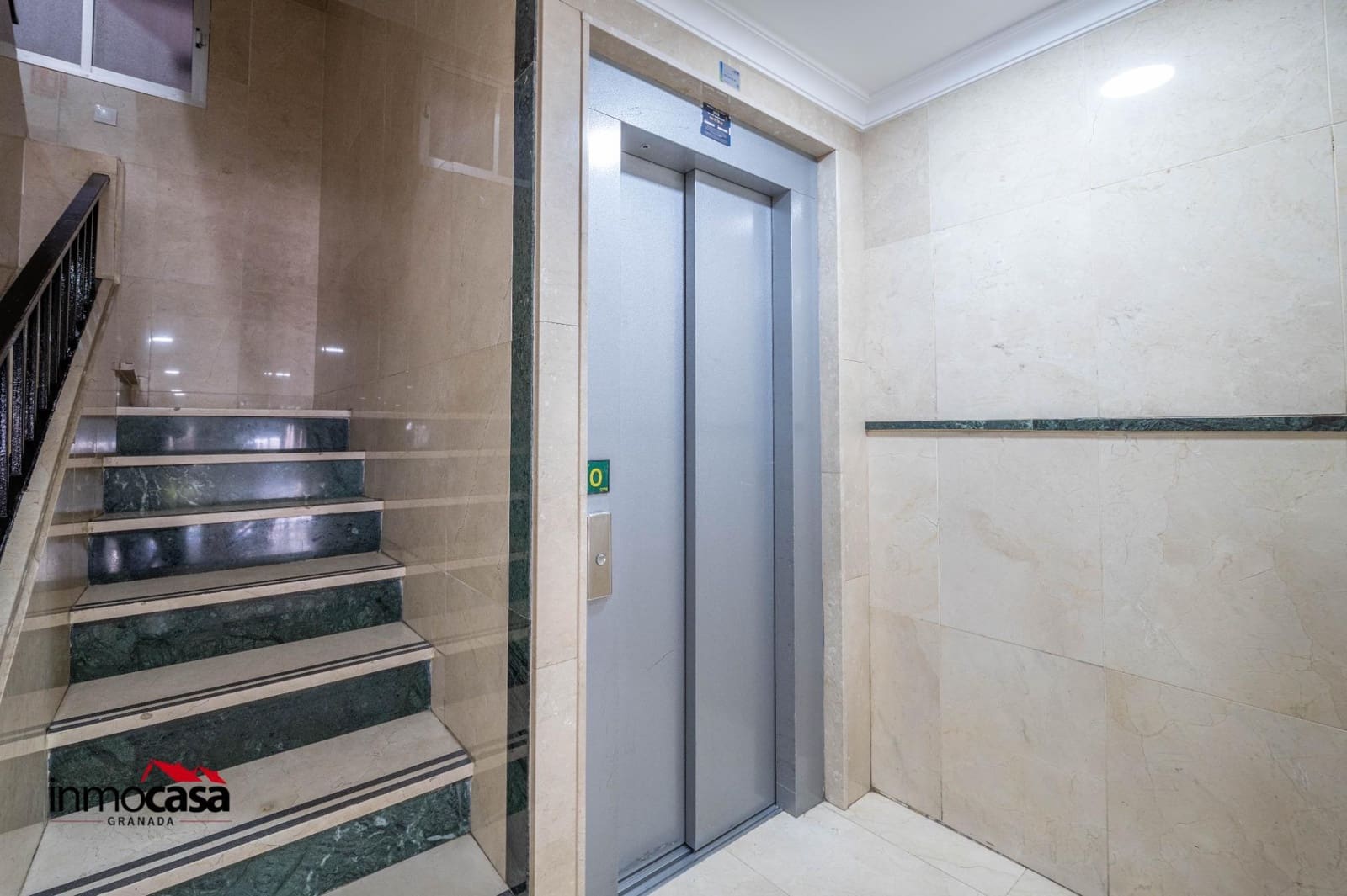 3 bedroom Flat for sale in Granada city - € 220,000 (Ref: 9759124)