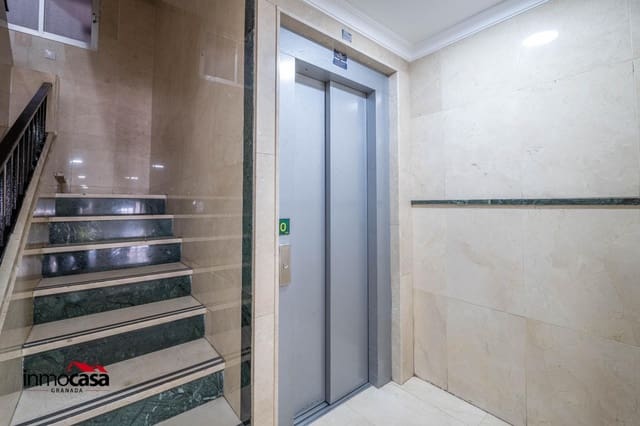 3 bedroom Flat for sale in Zaidin, Granada city - € 220,000 (Ref: 9759124)