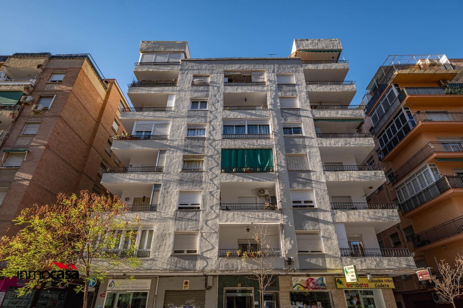 3 bedroom Flat for sale in Granada city - € 220,000 (Ref: 9759124)