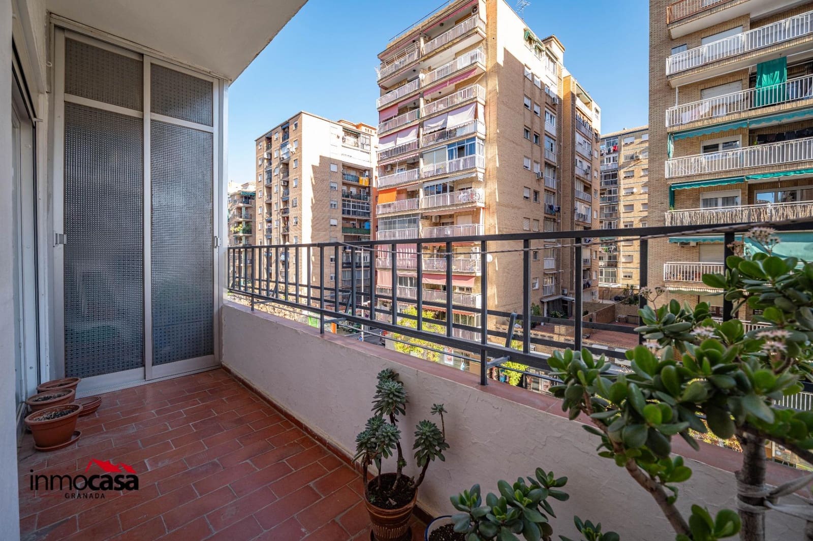 3 bedroom Flat for sale in Granada city - € 220,000 (Ref: 9759124)