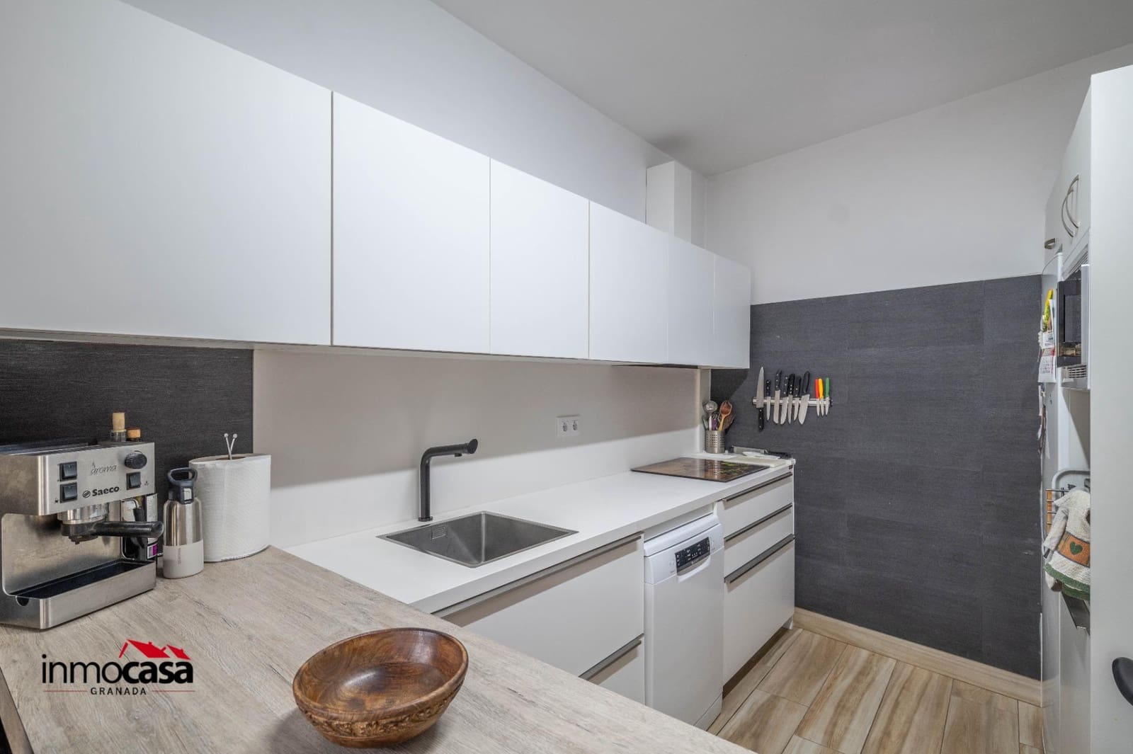 3 slaapkamer Halfvrijstaande villa te koop in Lecrin - € 180.000 (Ref: 9788532)