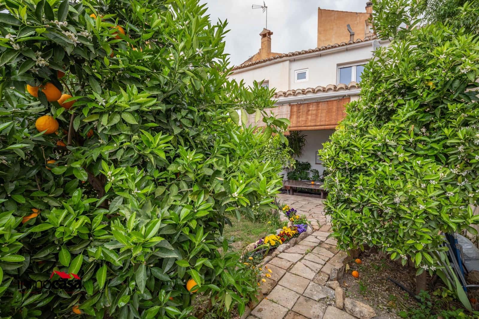 3 slaapkamer Halfvrijstaande villa te koop in Lecrin - € 180.000 (Ref: 9788532)