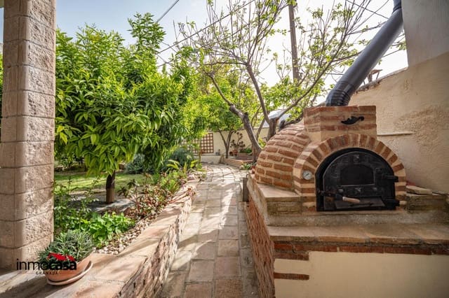 3 slaapkamer Halfvrijstaande villa te koop in Lecrín - € 180.000 (Ref: 9788532)