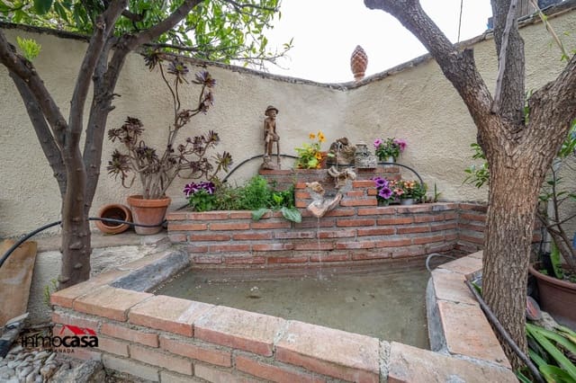 3 slaapkamer Halfvrijstaande villa te koop in Lecrín - € 180.000 (Ref: 9788532)