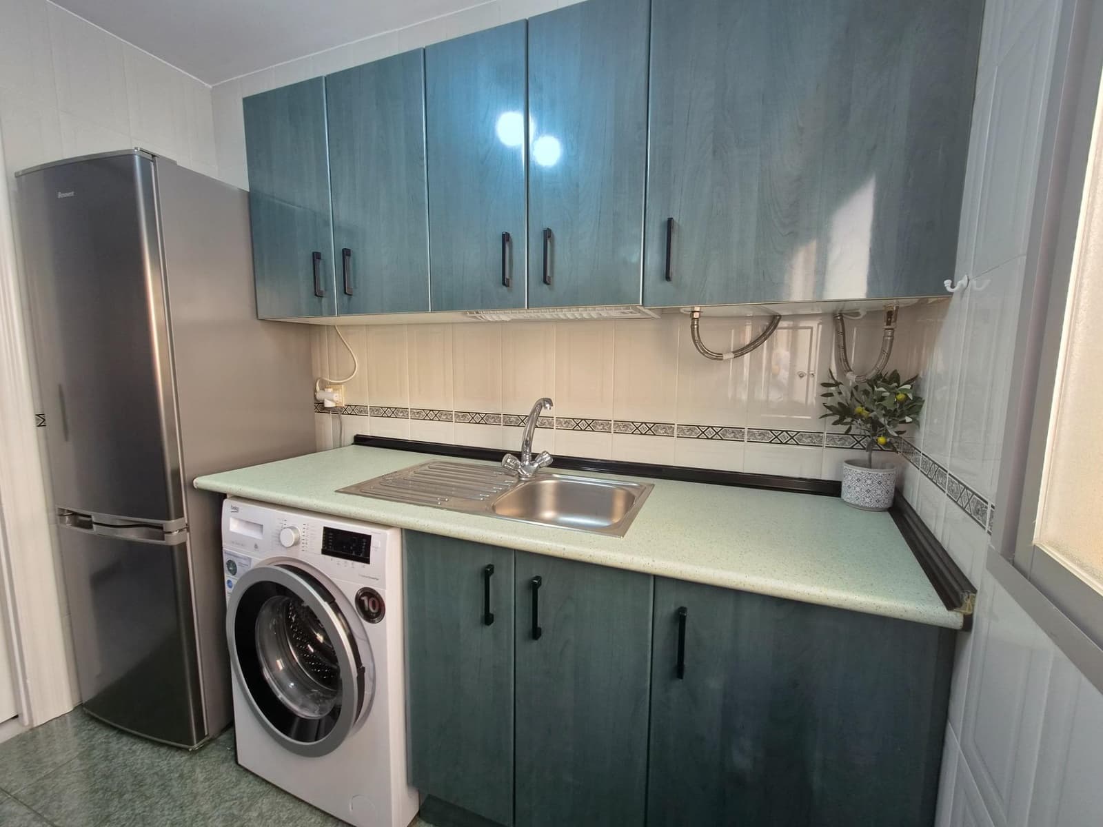 1 slaapkamer Flat te huur in Guejar Sierra - € 470 (Ref: 9788533)