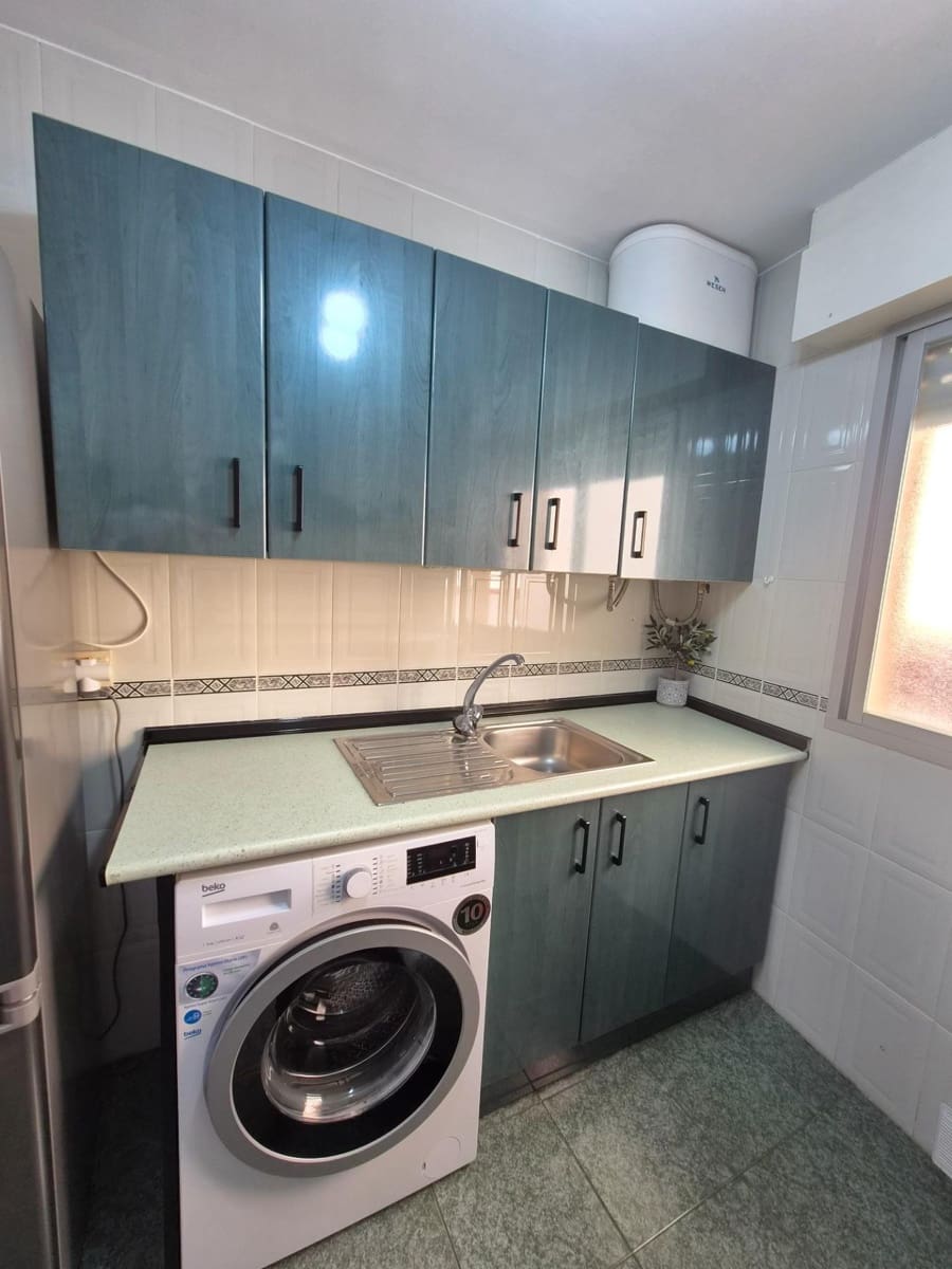 1 slaapkamer Flat te huur in Guejar Sierra - € 470 (Ref: 9788533)