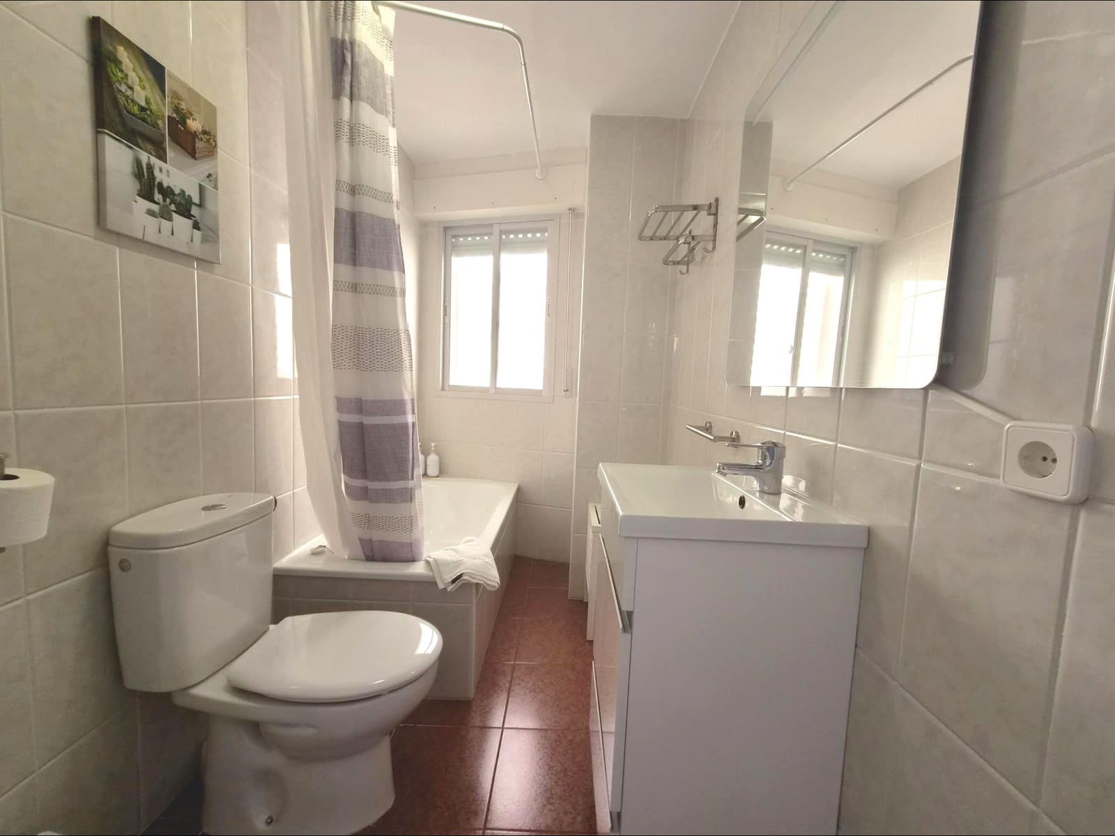 1 slaapkamer Flat te huur in Guejar Sierra - € 470 (Ref: 9788533)