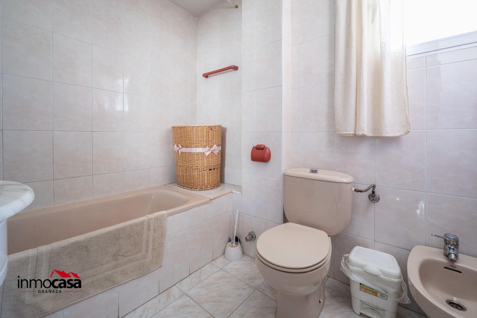 3 soveværelse Villa til salg i La Zubia med swimmingpool garage - € 272.000 (Ref: 9791201)