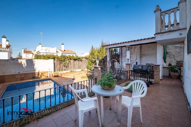 3 quarto Moradia para venda em La Zubia com piscina garagem - 272 000 € (Ref: 9791201)