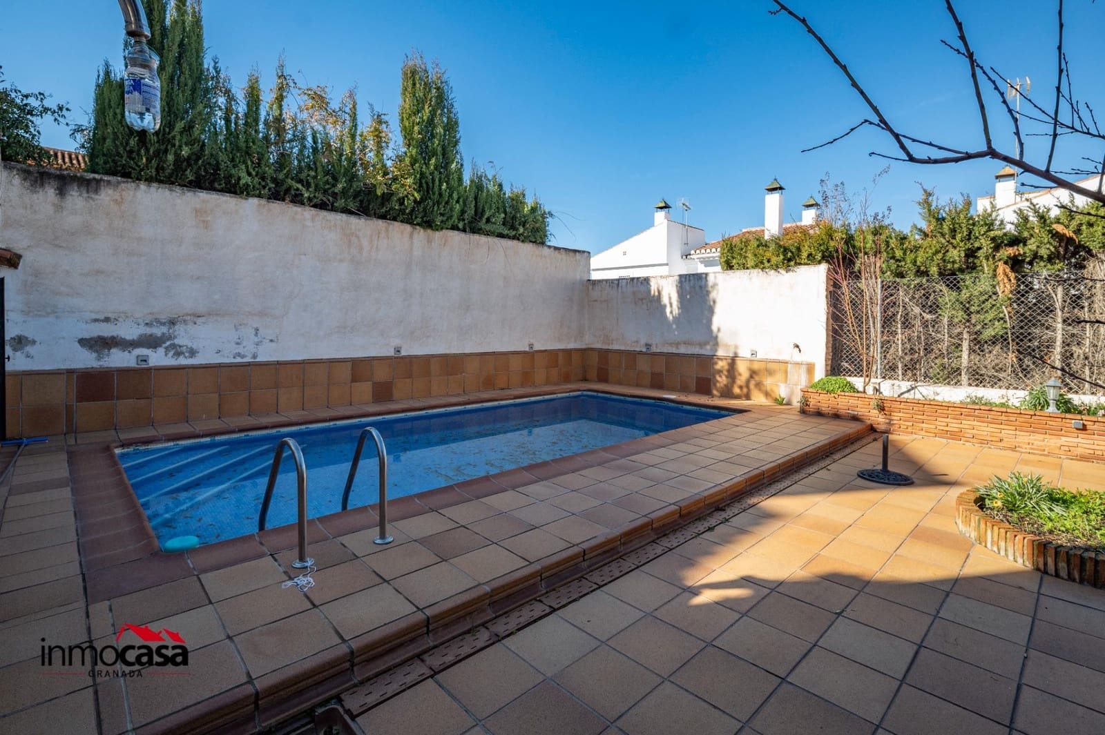 3 soveværelse Villa til salg i La Zubia med swimmingpool garage - € 272.000 (Ref: 9791201)